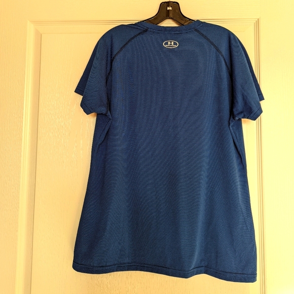 Ladies Under Armour Heat Gear XL V-Neck Lightweight Shirt Blue on Blue Pinstripe - Picture 4 of 5